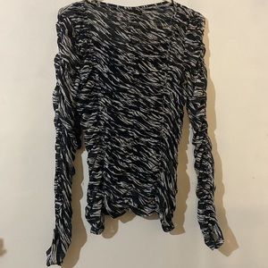 La Rambla Women's Black & White Scoop Neck, Long Sleeves Ruched Top